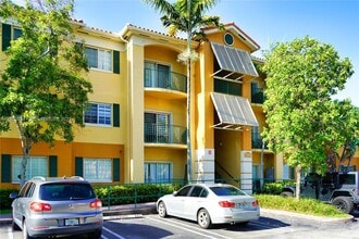 Building Photo - 7200 NW 114th Ave