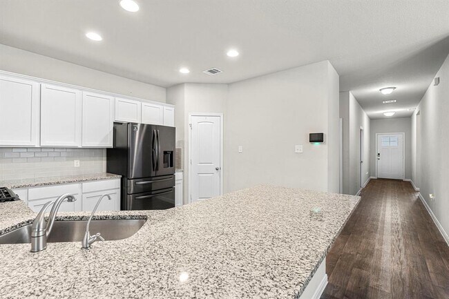 Foto del edificio - 453 Apache Plum Dr