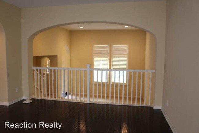 Building Photo - 4428 Owens St