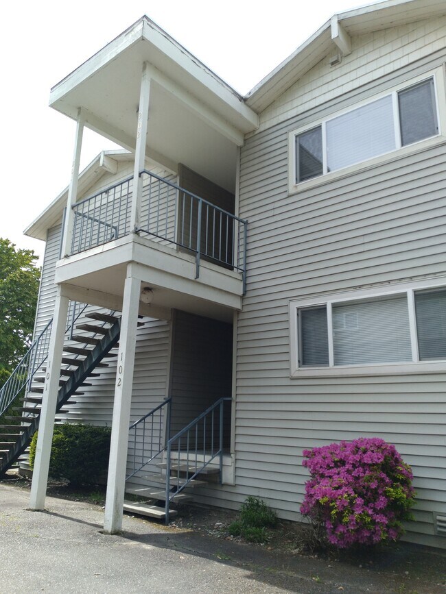 condo complex from back, above street level - 6018 Lakeview Dr
