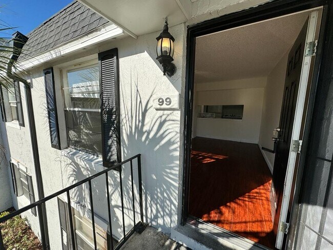 Foto del edificio - 7650 Forest City Rd