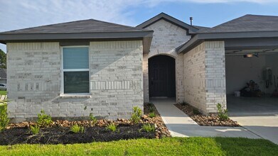 Building Photo - 15703 Majestic Evergreen Wy