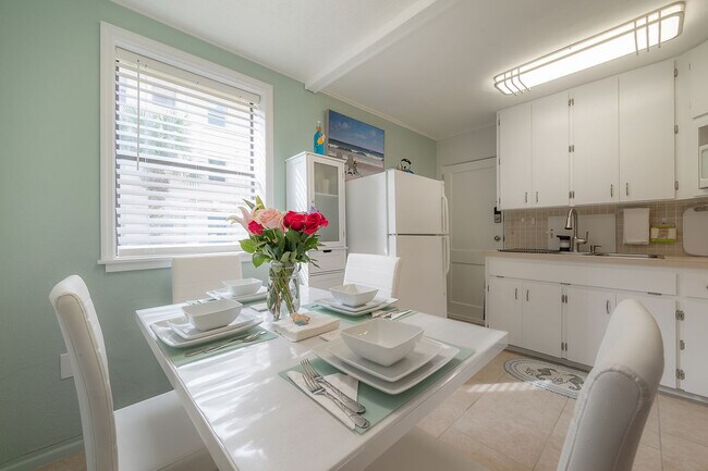 Foto del edificio - 6700 Sunset Way