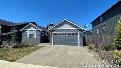 Building Photo - 1761 NE Robert Rd