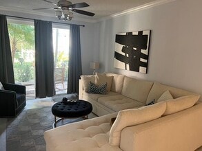 Building Photo - 1805 N Flagler Dr