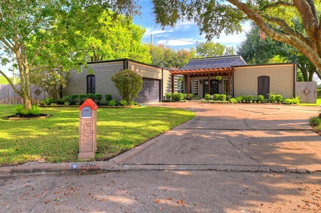 Building Photo - 2802 Spyglass Ln