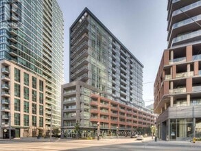 Building Photo - 15-1415 Bruyeres Mews