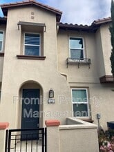 Building Photo - 4140 Sitio Cielo