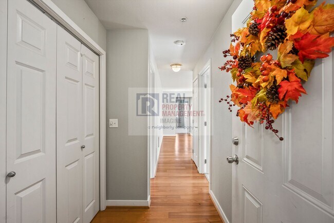 Building Photo - Check Out This Private Top-Floor 2-Bedroom, 2.0-Bath Condo in a Gated Community!