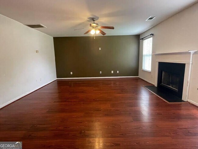 Foto del edificio - 4332 Ash Tree St SW