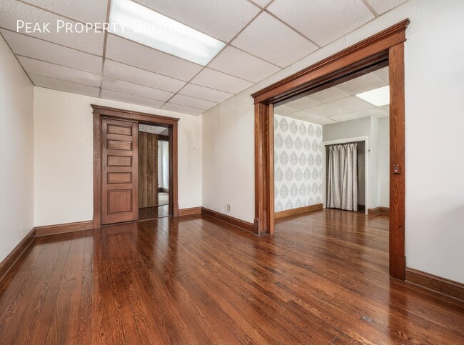 Foto del edificio - 202 W 8th Ave