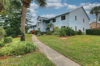 Building Photo - 9626 Riverside Dr