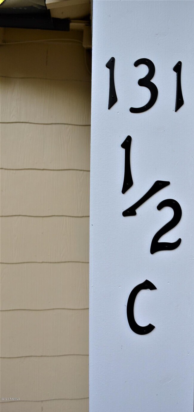 Foto del edificio - 131 1/2 Mildred St
