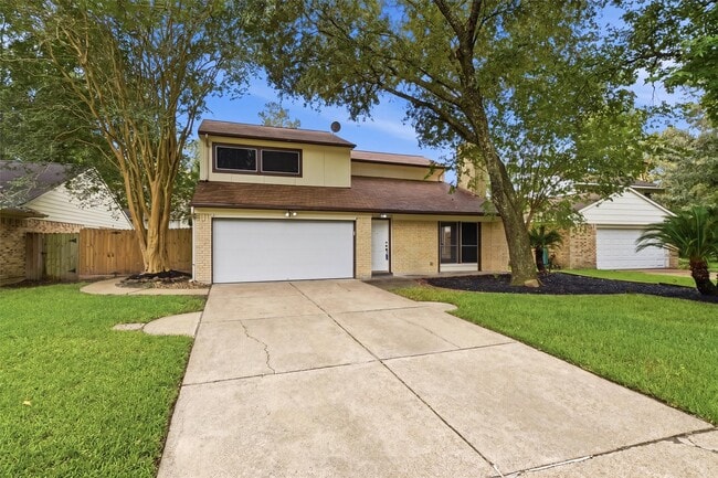 Building Photo - 3206 River Valley Dr