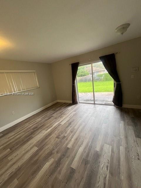 Foto del edificio - 3985 NW 165th St