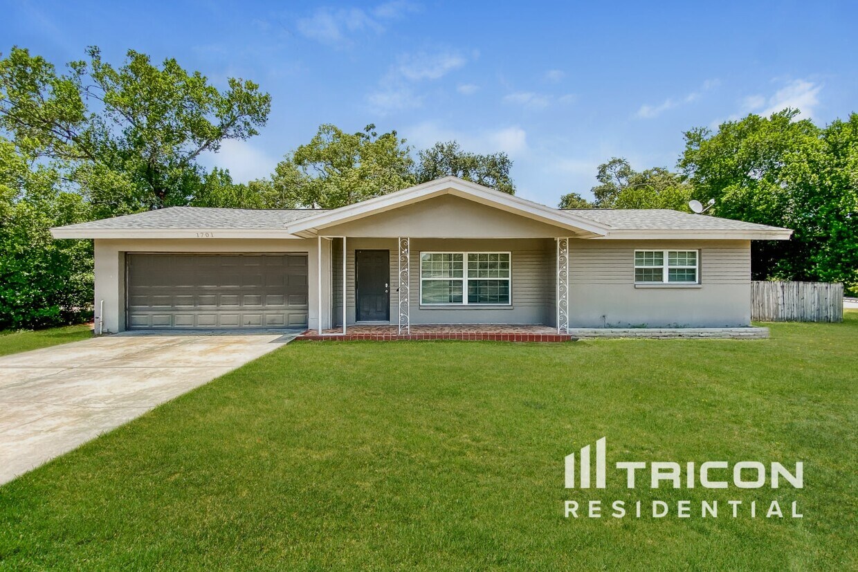 Foto principal - 1701 Audrey Dr