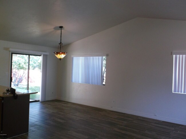 Foto del edificio - 4214 Bonita Way