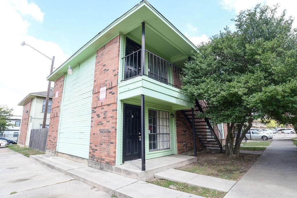 Foto principal - 2221 Stella St