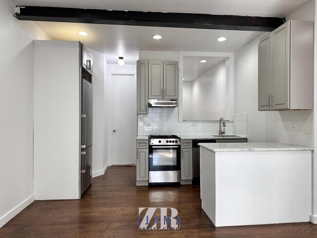 Foto del edificio - 410 Eastern Pkwy