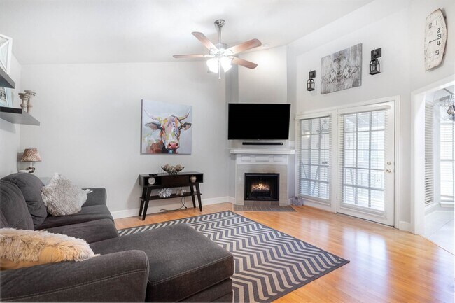 Foto del edificio - 14277 Preston Rd