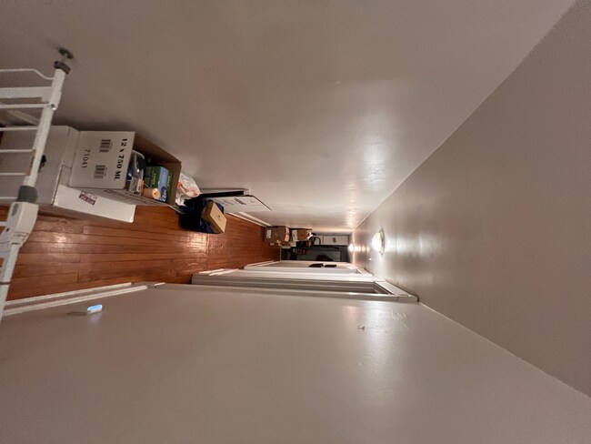 Foto del edificio - 3009 Ellwood Ave