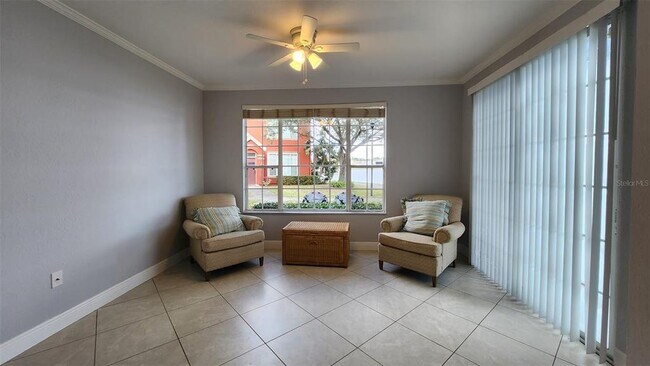 Foto del edificio - 9402 Lake Chase Island Way