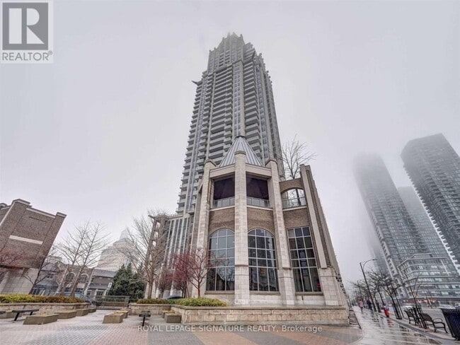 Building Photo - 388 Prince of Wales Dr