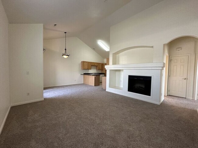 Foto del edificio - 22675 E Ontario Dr