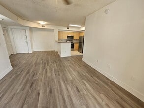Building Photo - 2351 W Preserve Way
