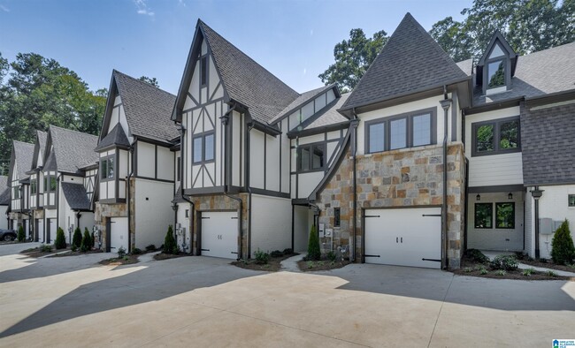 Building Photo - 3013 Vestavia Terrace Dr