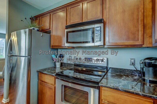 Building Photo - 28285 Cottage Ln