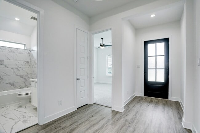 Foto del edificio - 3003 Lago Costa Dr