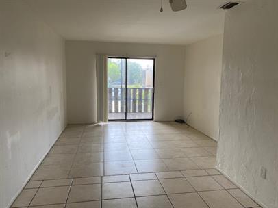 Foto del edificio - 2330 Maple Ave