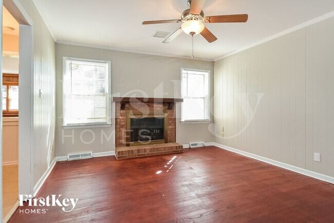 Foto del edificio - 3411 Londonderry Dr