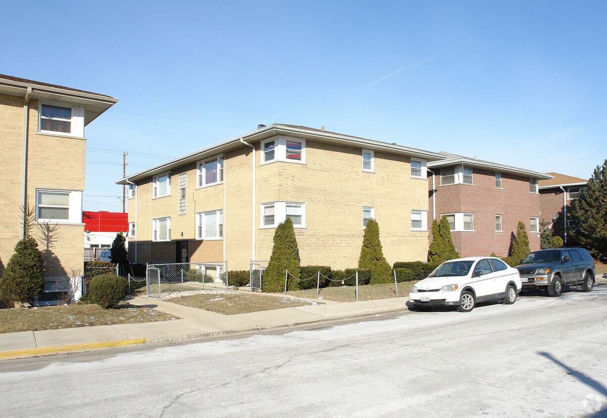 Primary Photo - 2830 Lincoln St