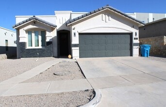 Building Photo - 163 Via Rojas Dr