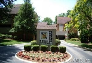 Building Photo - 376 Merrimac Trail
