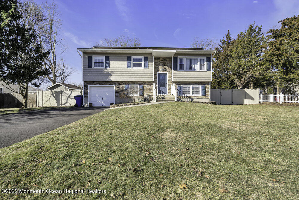 Foto principal - 110 Sherwood Ln