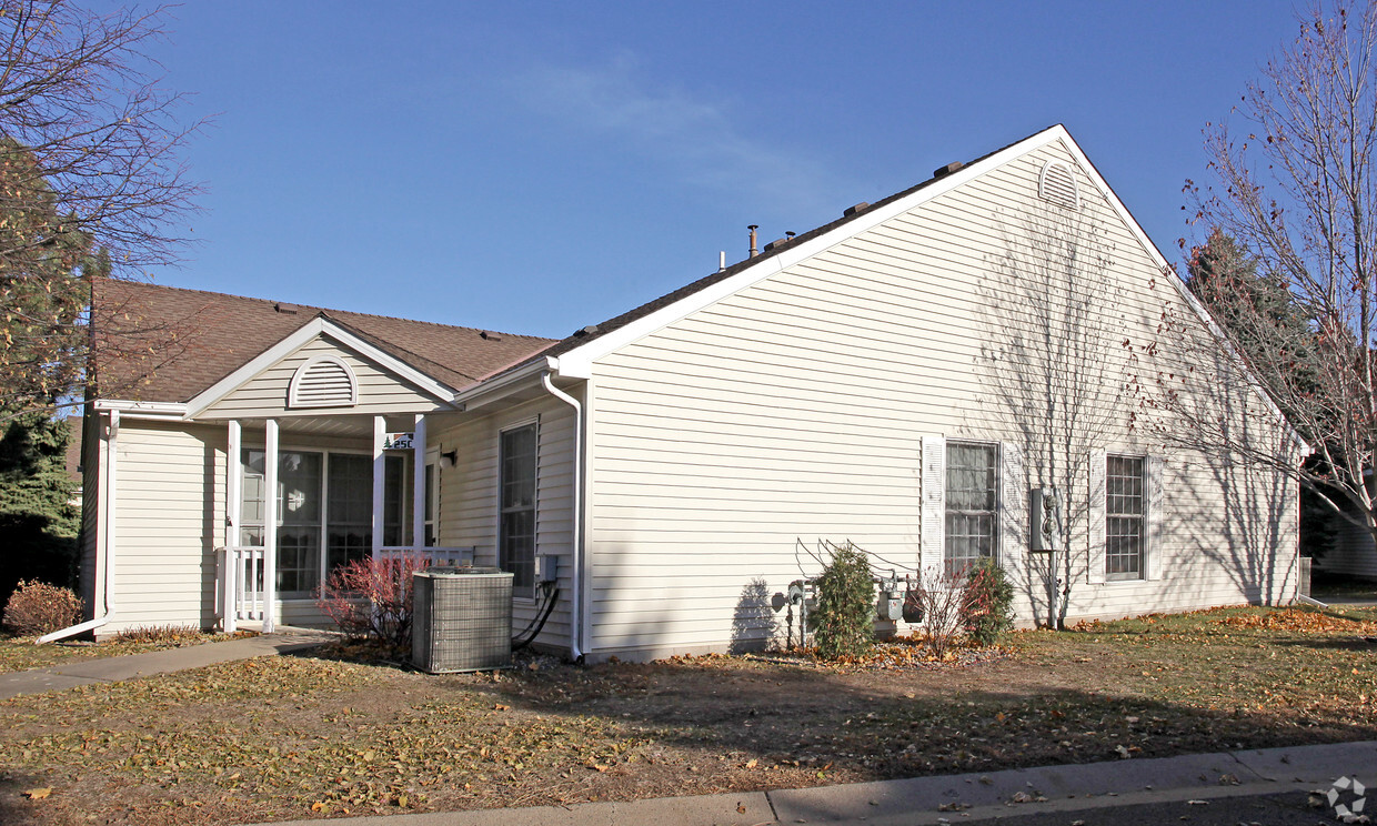 Primary Photo - Woodlynn Village
