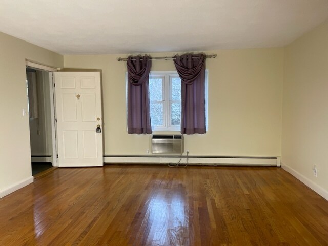 Foto del edificio - 130 Emerson Gardens Rd