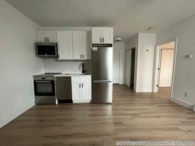 Foto del edificio - 740 E 7th St