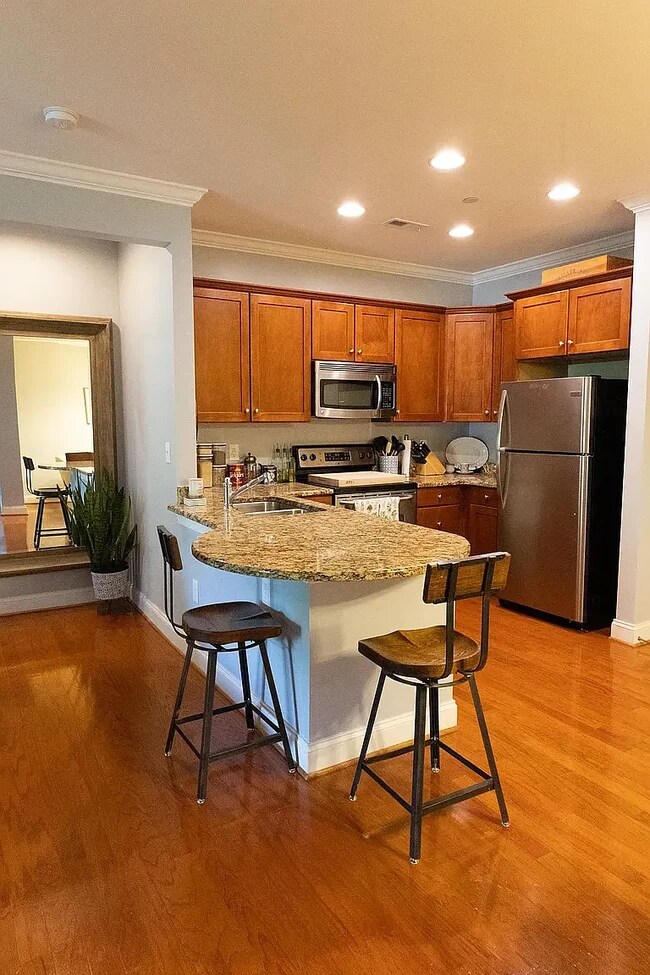 Kitchen - 518 Clarice Ave