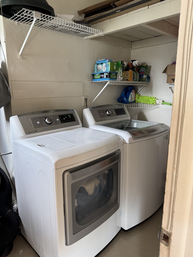 Laundry - 6880 Raleigh St