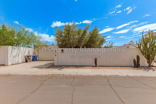 Building Photo - 2063 E Aspen Dr