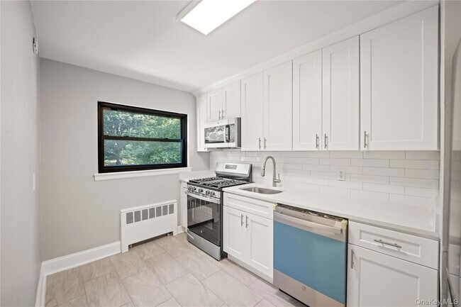 Building Photo - 73-10 Springfield Blvd