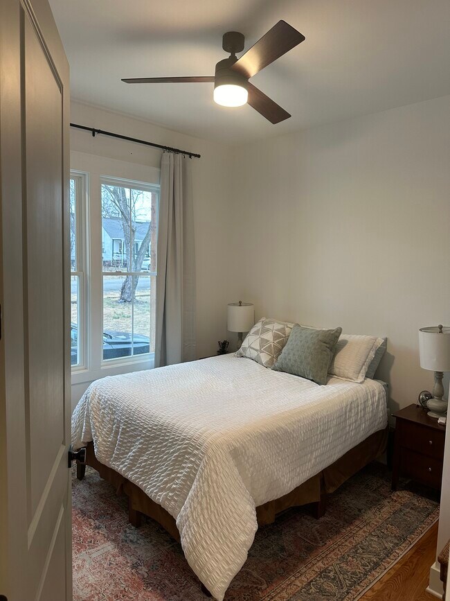 Foto del edificio - 1807 Joy Cir