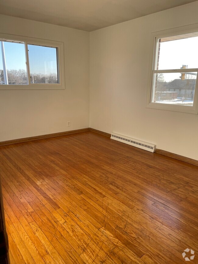 Building Photo - 4408 N 92nd St