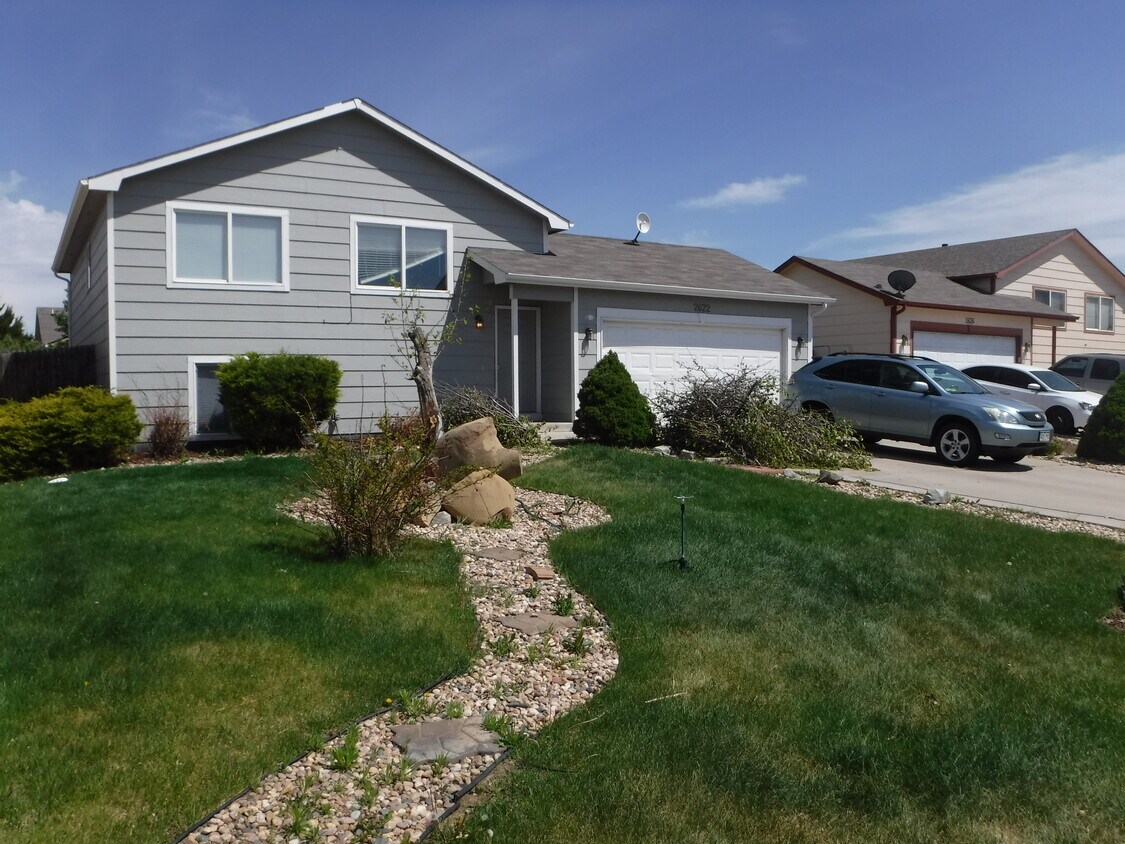 2622 Apple Ave, Greeley, CO 80631 House Rental in Greeley, CO