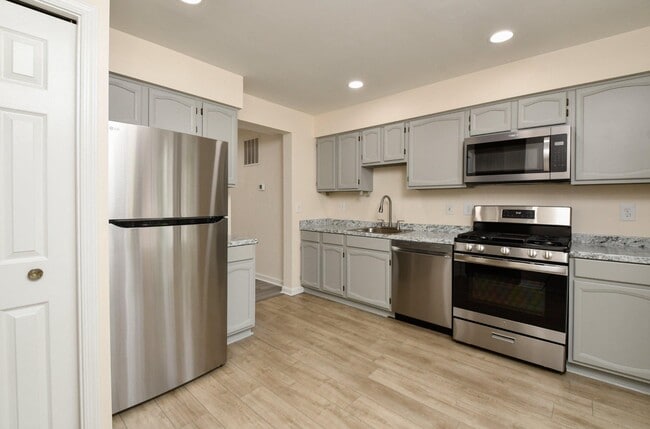 Building Photo - 10709 Gideon Ct