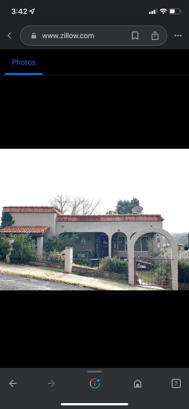 Building Photo - 136 Haskins Rd